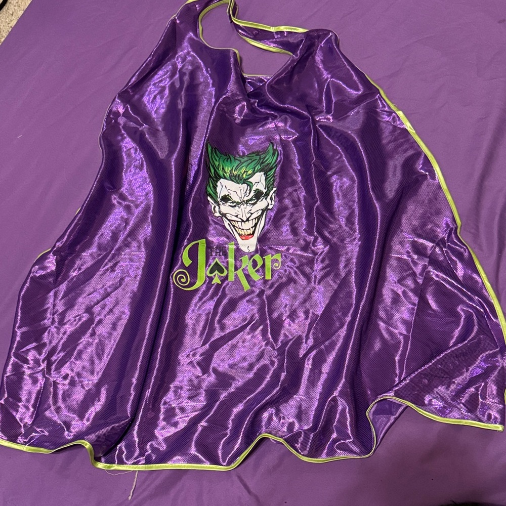 Six Flags Purple Joker Cape with Green Trim